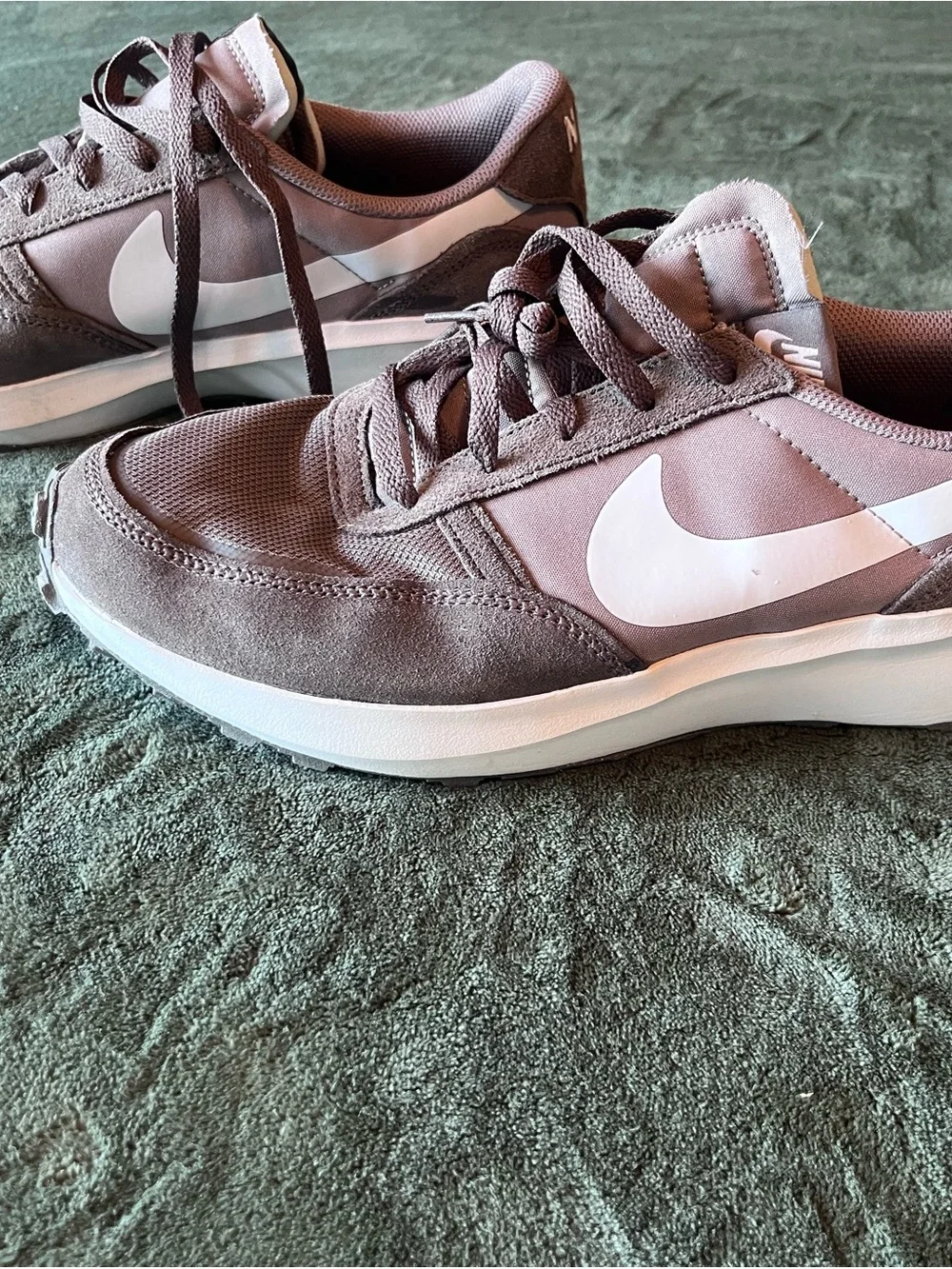 Nike waffle Men's Brown Sneaker